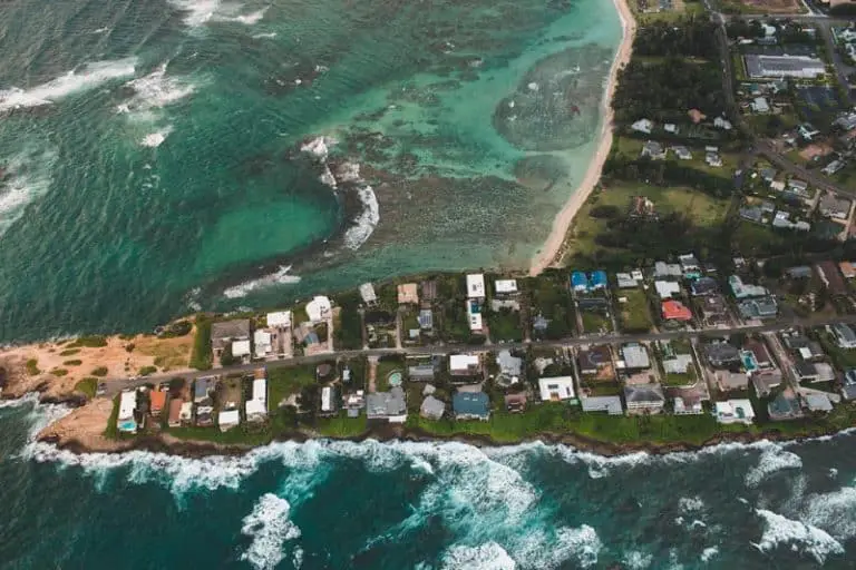 What Is The Best Hawaiian Island To Live On? Complete Guide