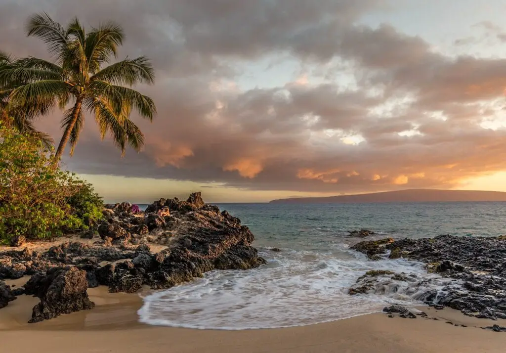hawaiian beach menehune