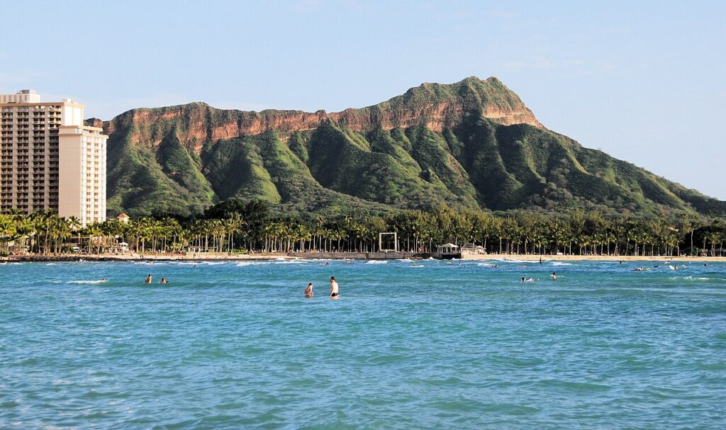 Diamond Head crater viewed from Waikiki Beach, Oahu, Hawaii