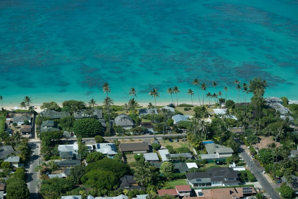Neighborhoods in Honolulu for New Residents: A Practical Overview — photo by @briangarrityphoto on Unsplash