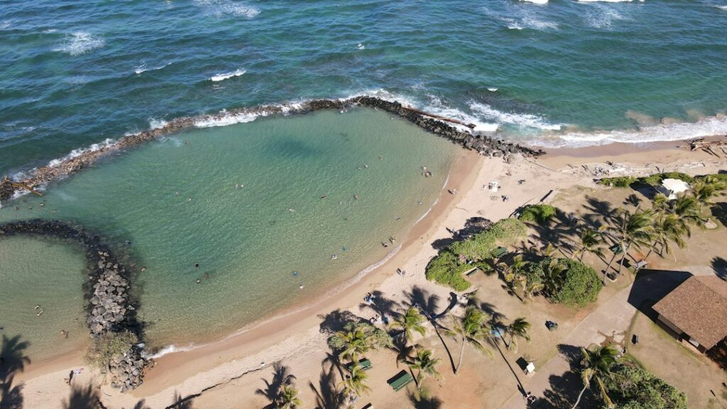 Hawaii FIRPTA and Foreign-Buyer Tax: 15% Federal Withholding on Sellers — photo by @rsjmiller on Unsplash