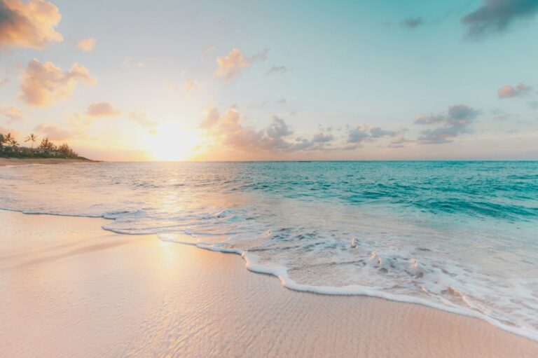 Molokai and Lanai: How to Get There and What to Do — photo by @oulashin on Unsplash