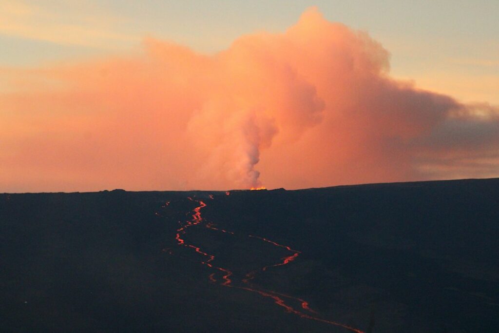 hawaii earthquake today — photo by @sjiang0809 on Unsplash