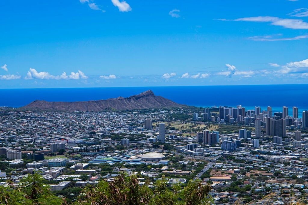 Hawaii QUEST Integration Medicaid: Income Limits and MCO Choices — photo by @rise13law on Unsplash