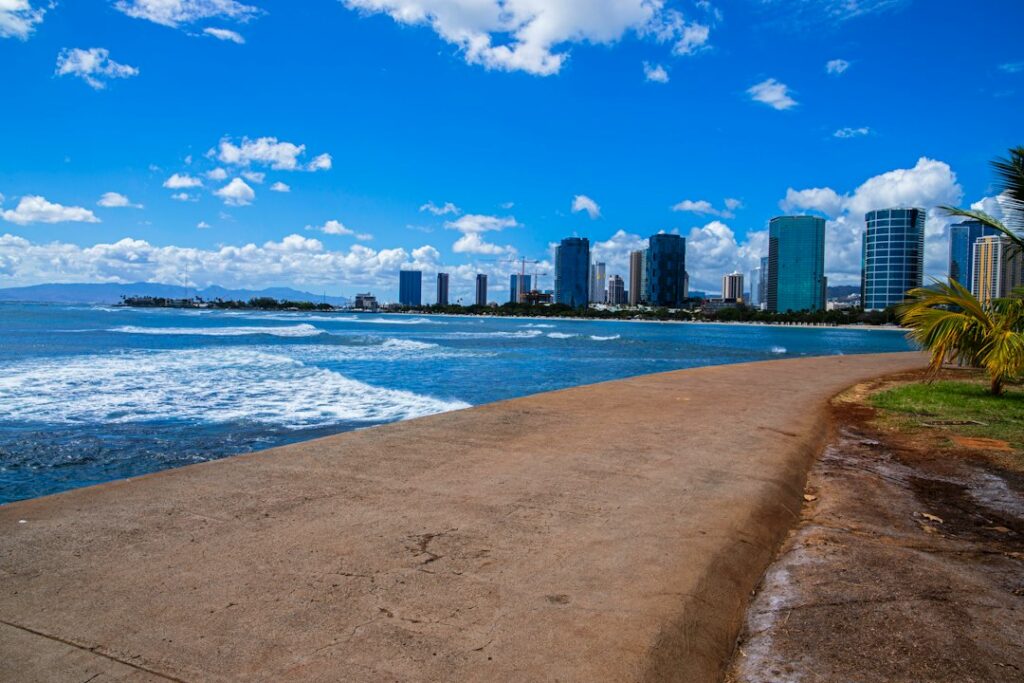 Hawaii by Bus and Rideshare: Where It Works and Where It Fails — photo by @rise13law on Unsplash