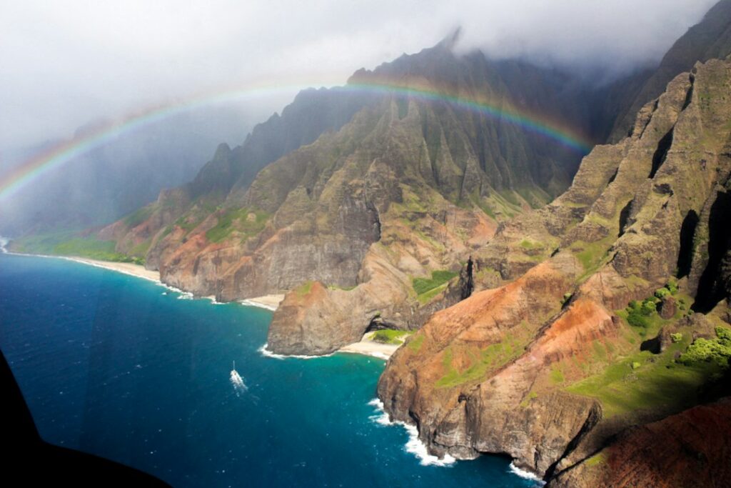 Rainy Day Activities on Kauai: Museum and Cafe Alternatives — photo by @chandleredding on Unsplash