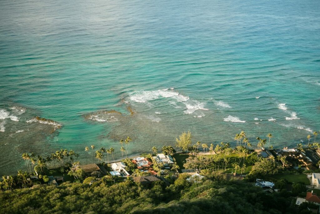 Hawaii vs North Carolina: Cost of Living Comparison (2026) — photo by @raegocreative on Unsplash