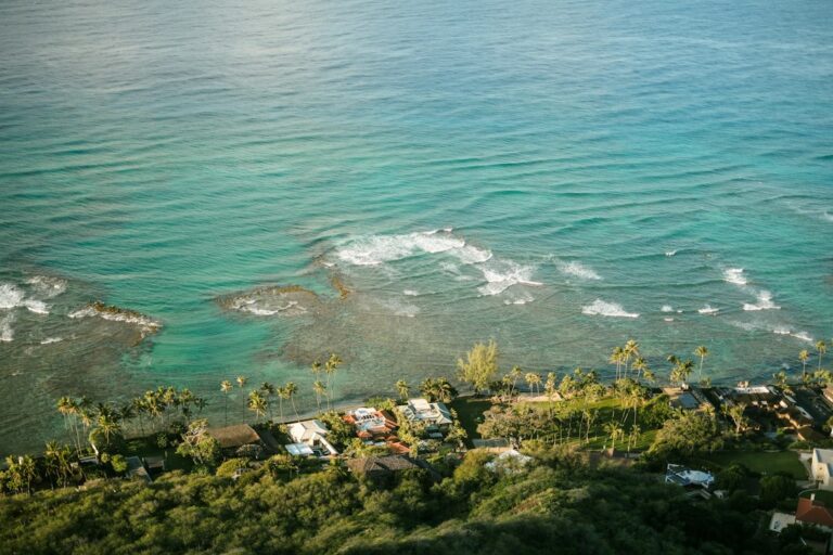 Hawaii vs North Carolina: Cost of Living Comparison (2026) — photo by @raegocreative on Unsplash