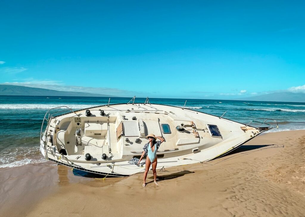 February Maui Humpback Peak: Charter Boat Departure Timing — photo by @alexgoesglobal on Unsplash