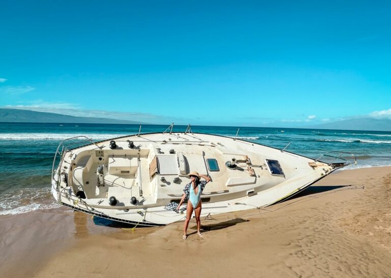 February Maui Humpback Peak: Charter Boat Departure Timing — photo by @alexgoesglobal on Unsplash