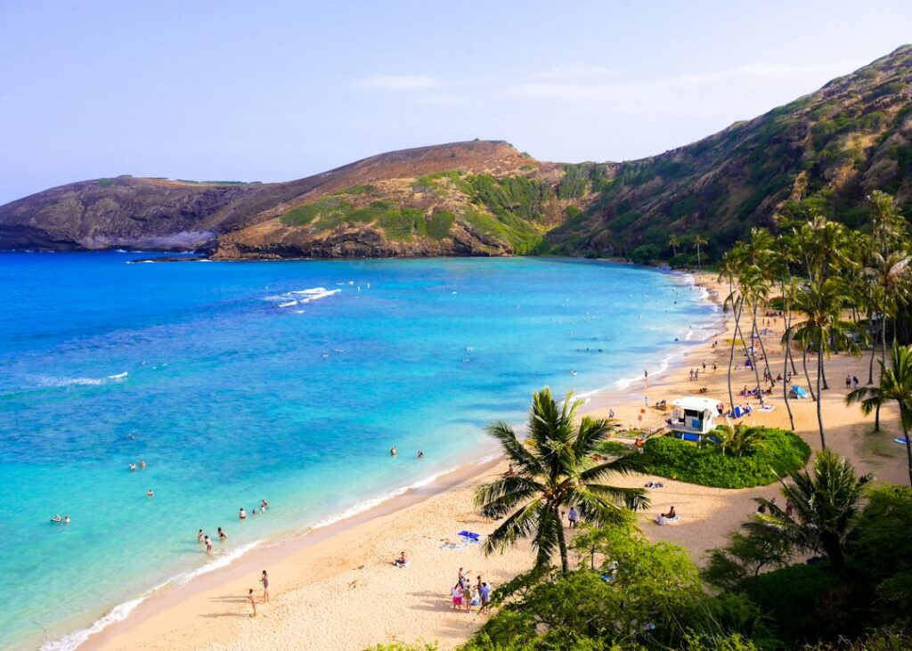 all inclusive hawaii — photo by @cosminserban on Unsplash